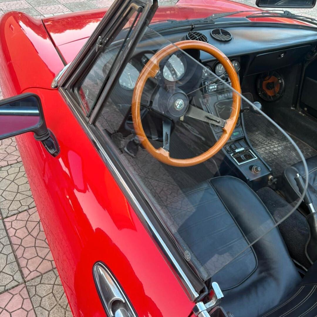Alfa Romeo Spider DUETTO 1.6 Carburatori 1985