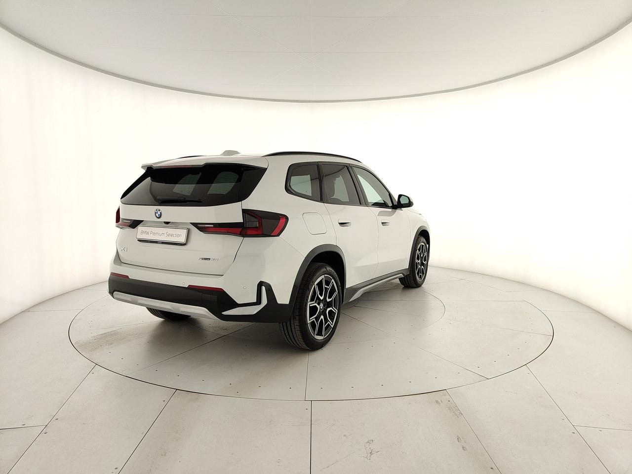 BMW X1 sdrive18i X-Line auto