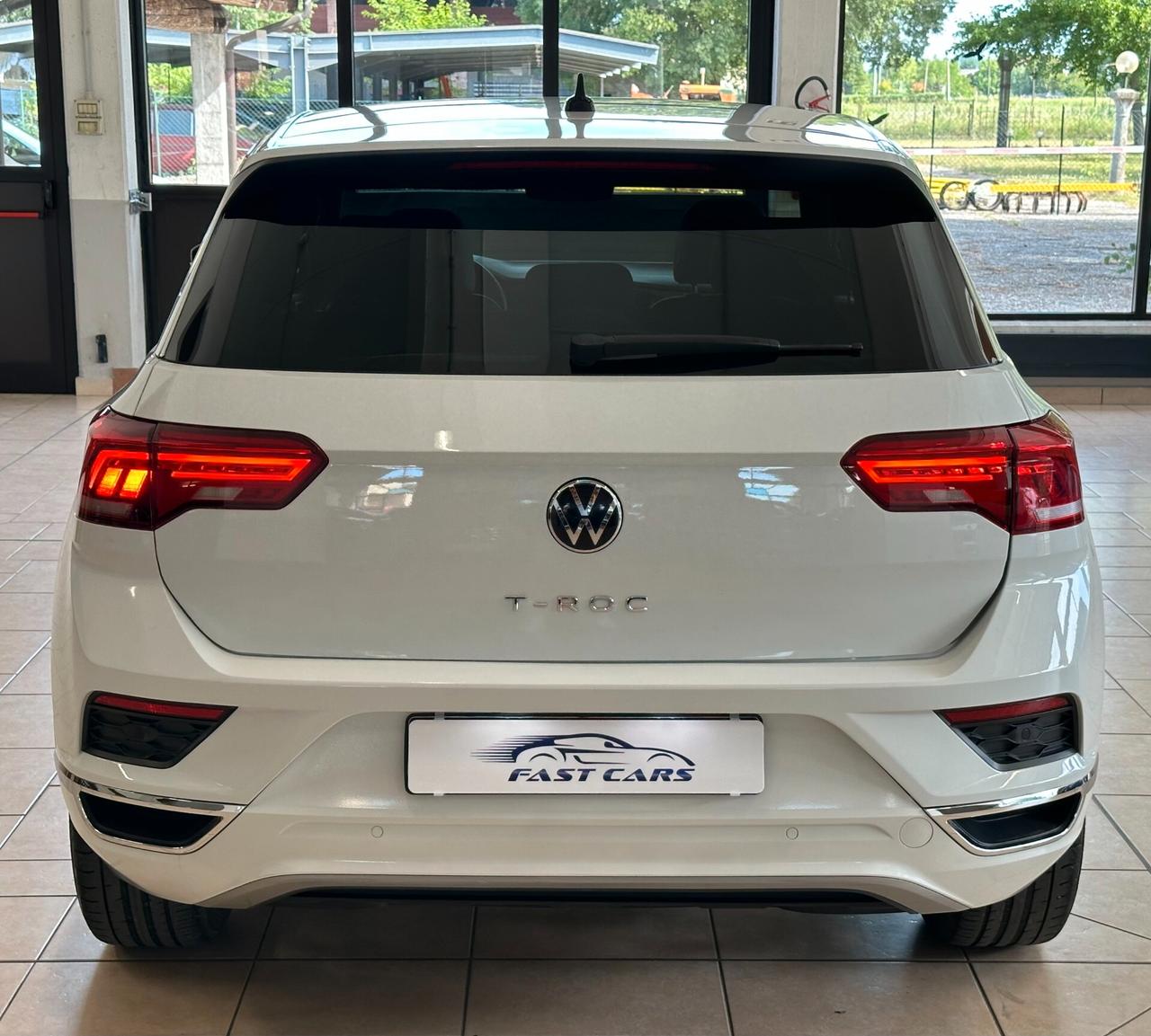 VOLKSWAGEN T-ROC 1.5TSI R-LINE DSG *CARPLAY*CAMERA*ACC*
