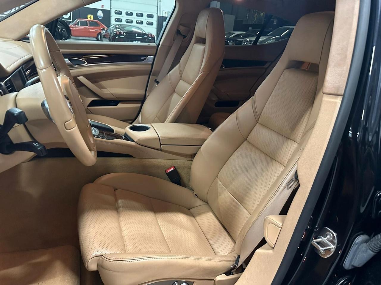Porsche Panamera 4.8 Turbo full opt