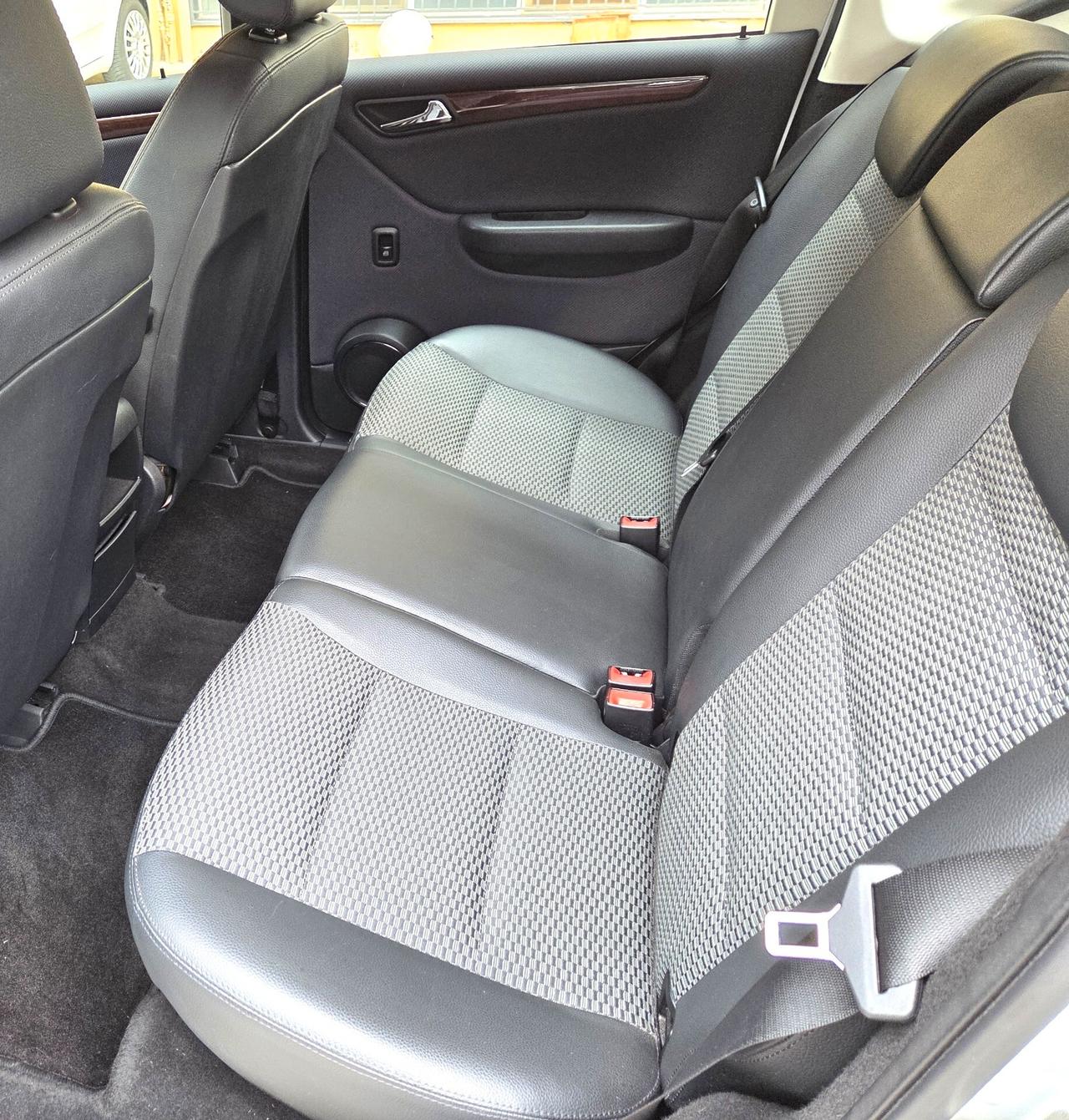 Mercedes A 180 CDI Elegance BEN TENUTA FULL GARANZIA