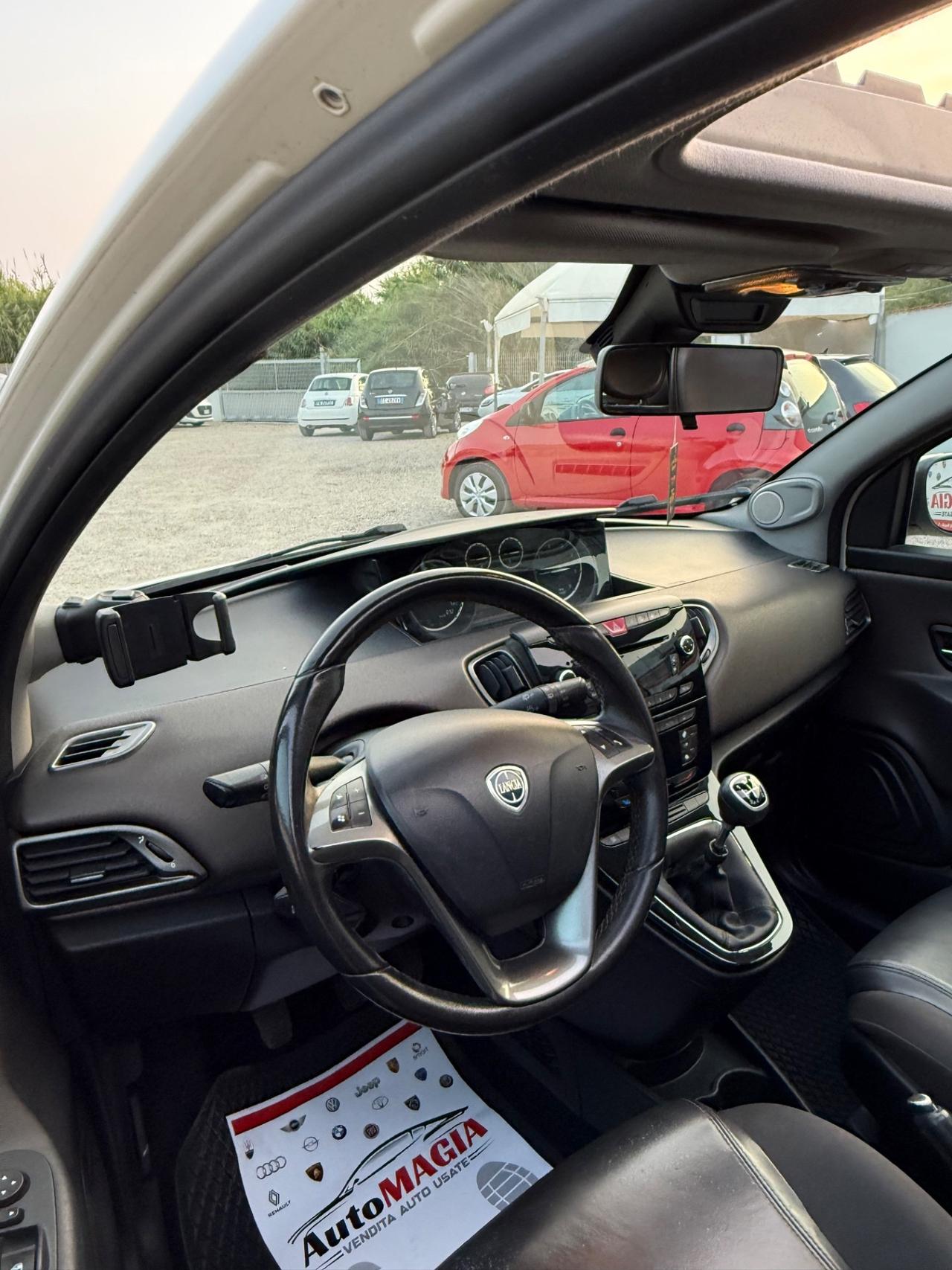 Lancia Ypsilon 1.3 MJT 16V 95 CV 5 porte S&S Platinum