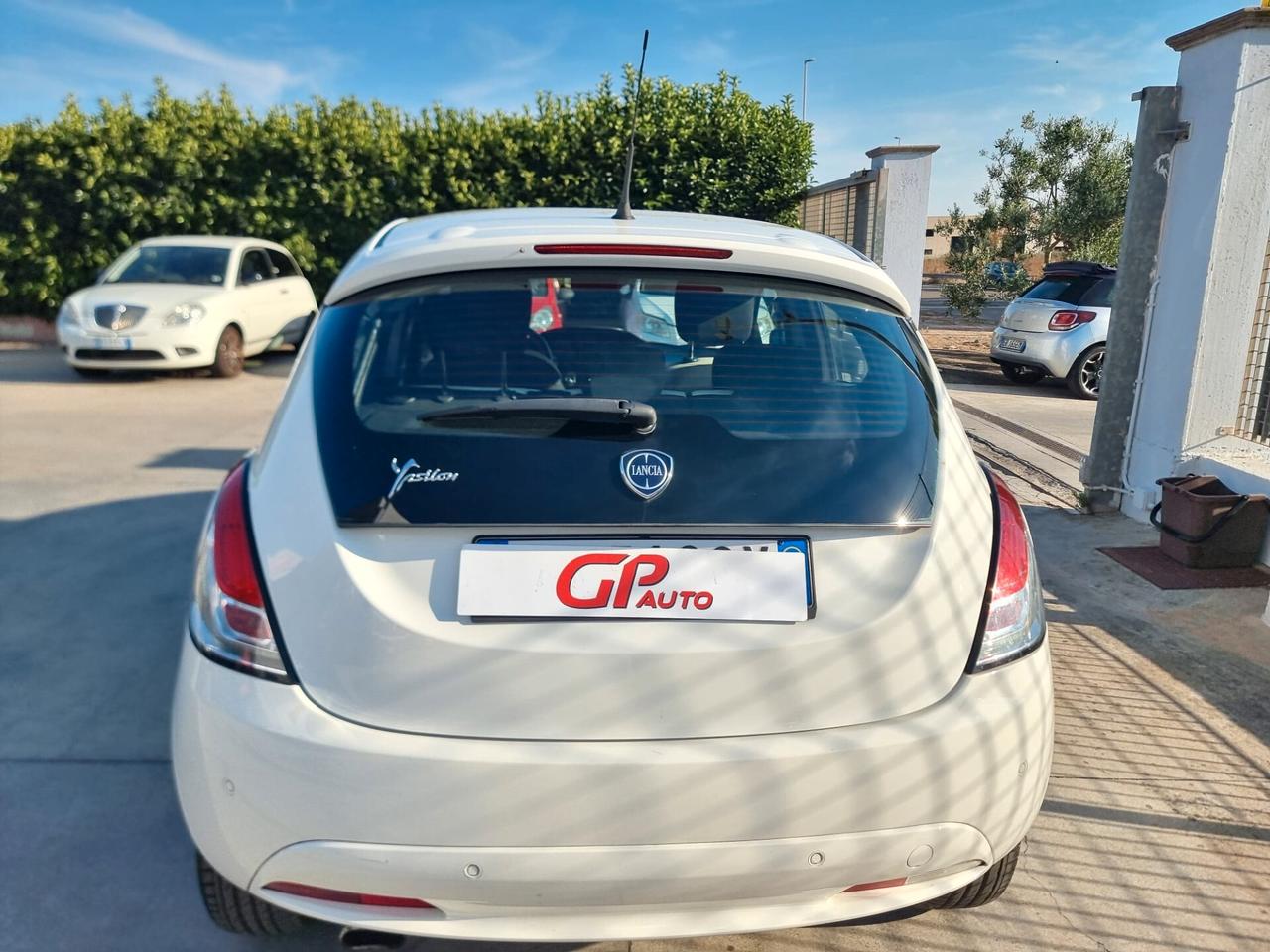 Lancia Ypsilon 1.2 69 CV 5 porte GPL Ecochic Gold GPL