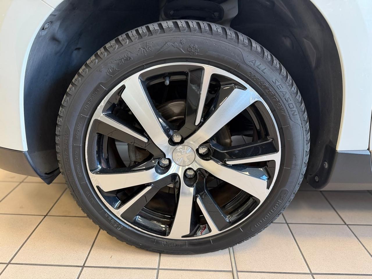Peugeot 2008 1.6 e-HDi 92 CV Stop&Start Allure
