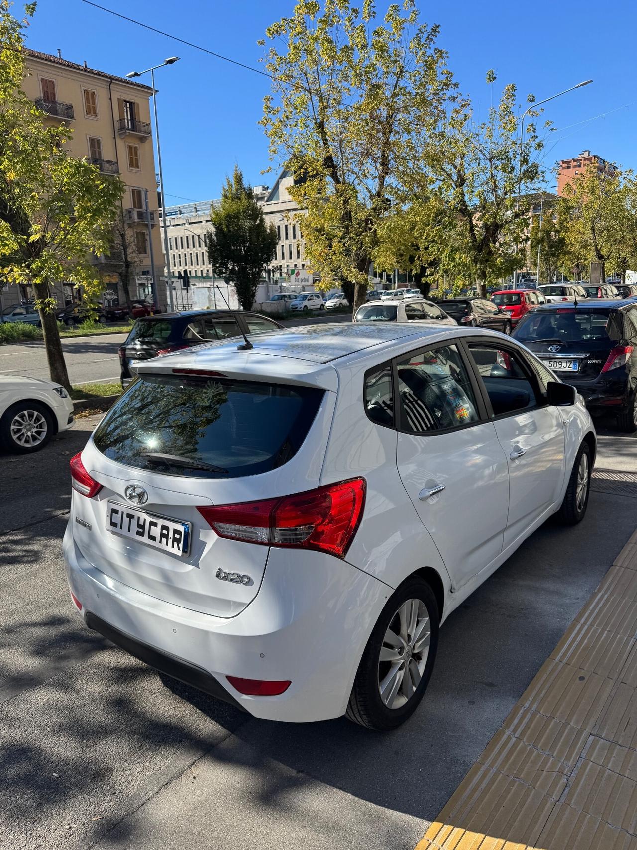 Hyundai iX20 1.4 90 CV benzina/metano
