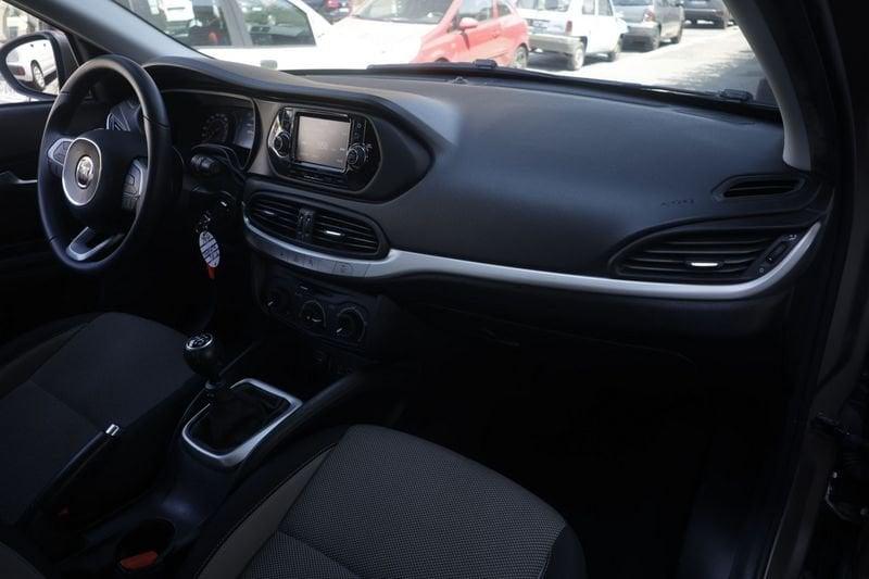 FIAT Tipo FIAT Tipo 1.4 95cv 6M Lounge 5p Unicoproprietario