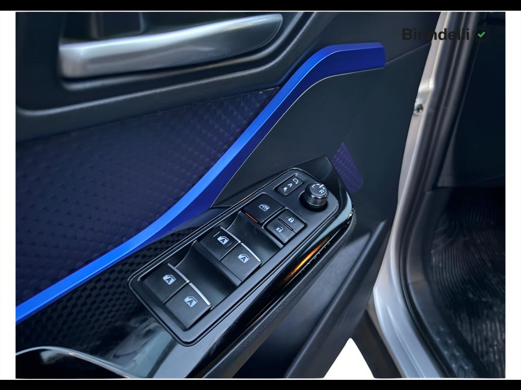 TOYOTA C-HR (2016-2023) - C-HR 1.8 Hybrid E-CVT Lounge