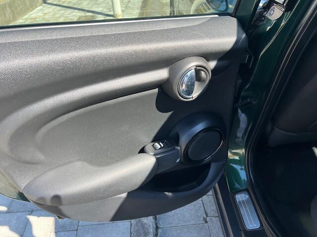 Mini 1.5 Cooper D 5 porte