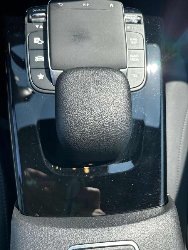 MERCEDES-BENZ A 200 Automatic Sport