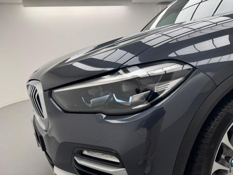 BMW X5 XDRIVE30D 48V XLINE