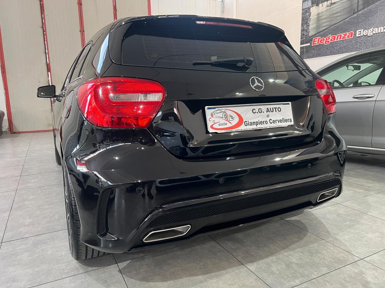 Mercedes-benz A 180 1.8 109 CV - AMG - 2013