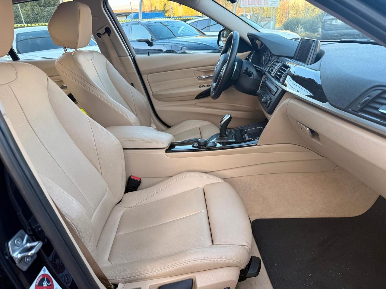 Bmw 320 320d xDrive Luxury