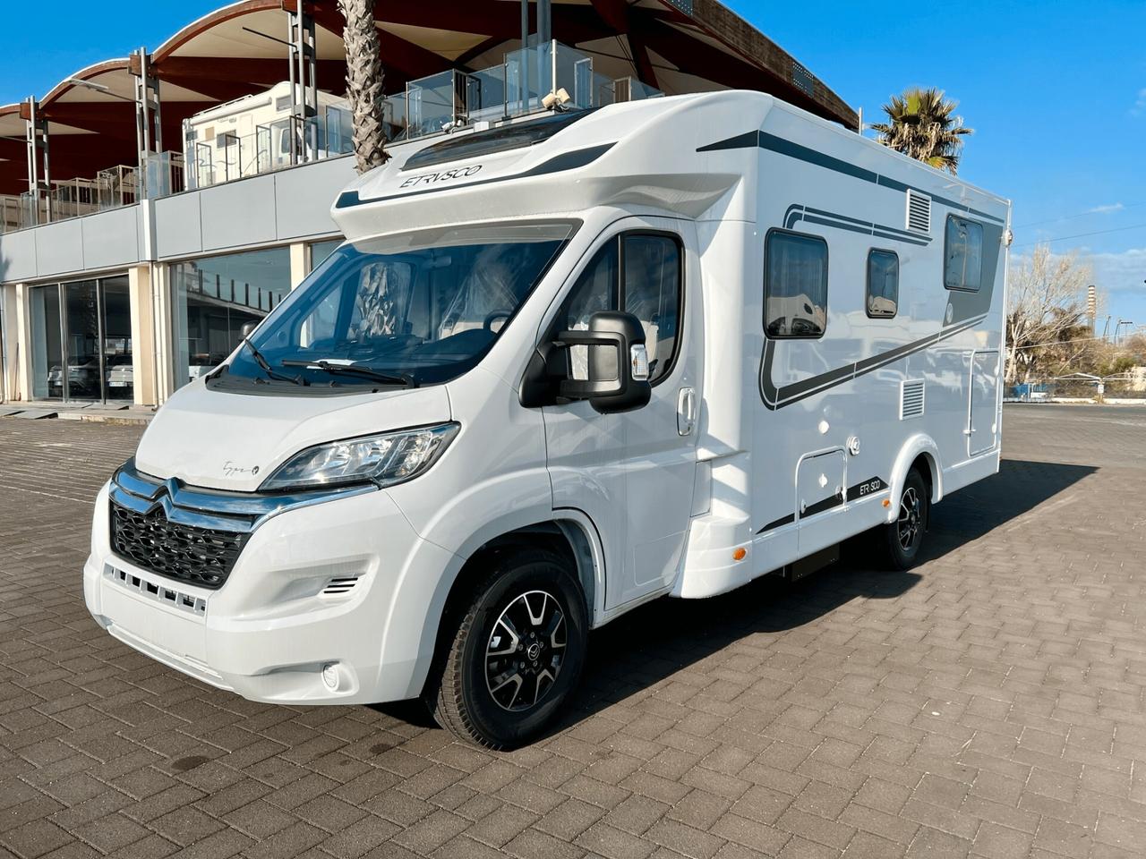 Etrusco T-6900 SB-Km 0