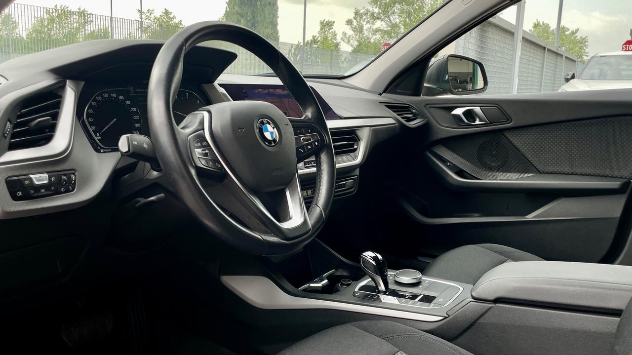 BMW 116 1.5 ADVANTAGE 116CV - CARPLAY, CRUISE CONTROL, NEOPATENTATI