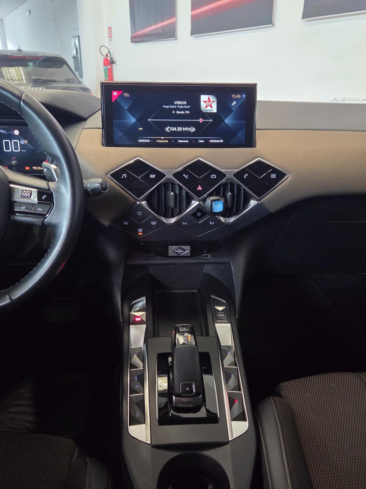 Ds DS3 3 Crossback PureTech 130 aut. Performance Line