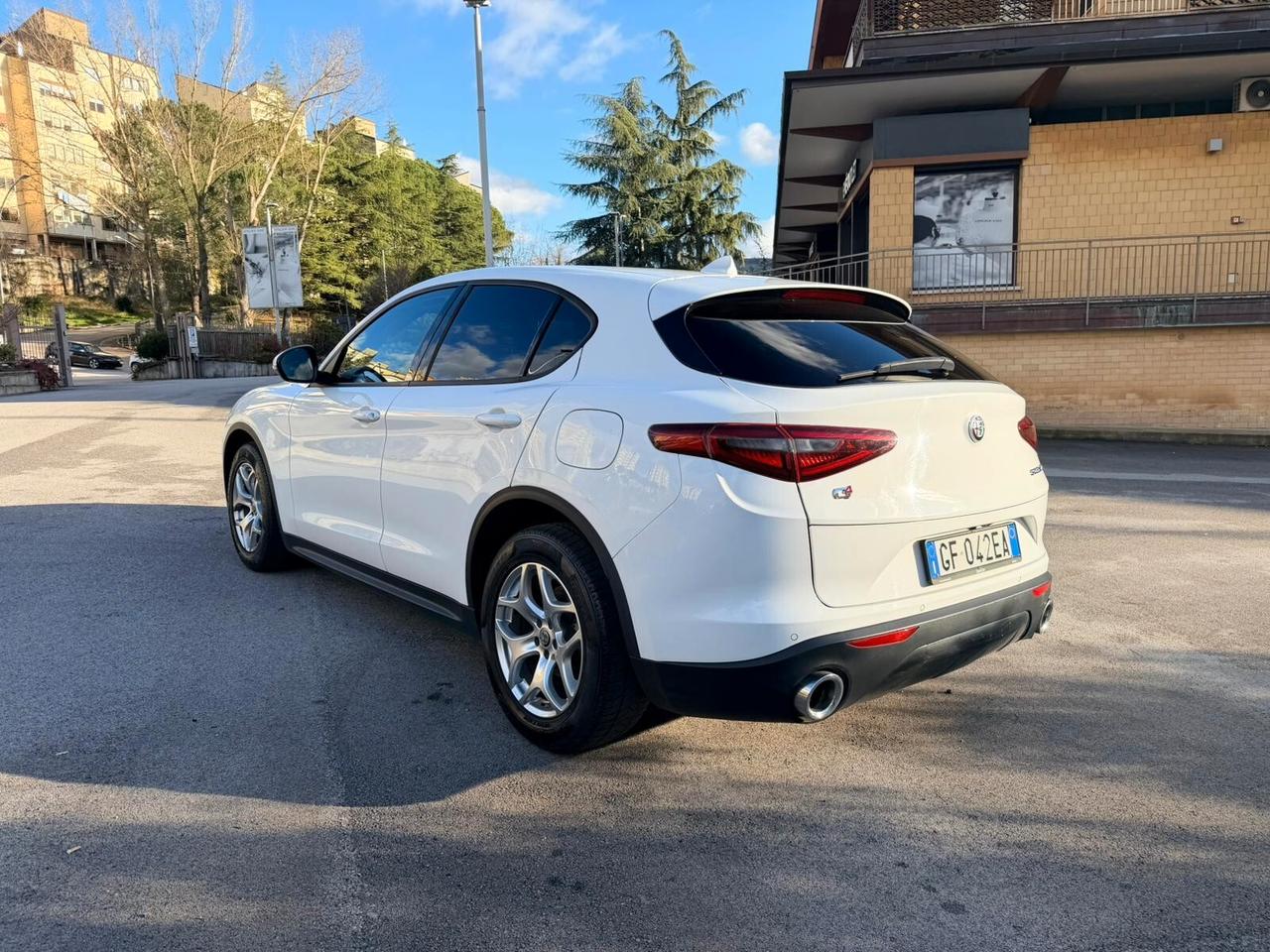 Alfa Romeo Stelvio 2.2 Turbodiesel 160 CV N1 AUTOCARRO 5 POSTI