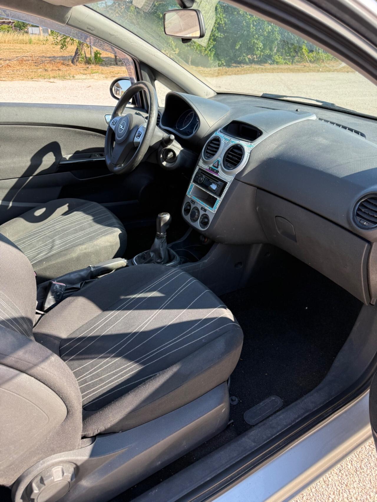 Opel Corsa Diesel 1.3 CDTi 75cv NEOPATENTATI OK