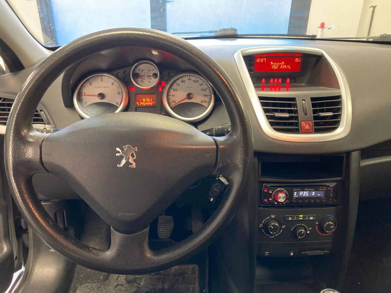 Peugeot 207 1.6 8V HDi 93CV SW X Line