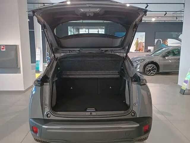 Peugeot 2008 Elettrica 156cv Long Range ALLURE KM ZERO