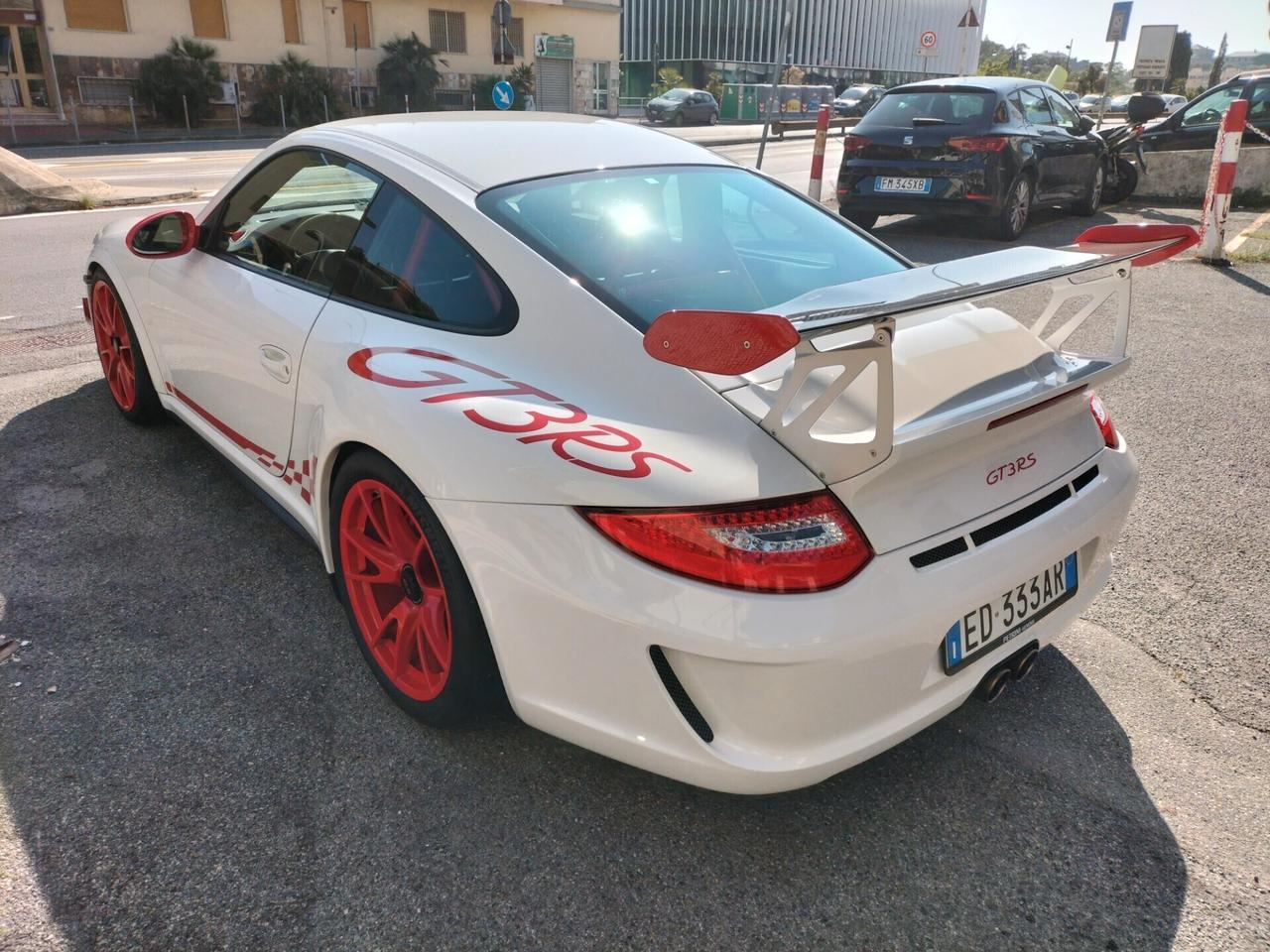 Porsche 911 GT3 RS 3.8 450CV