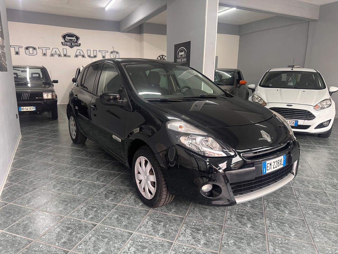 Renault Clio 1.2 16V 5 porte GPL Dynamique