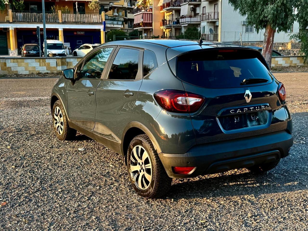 RENAULT CAPTUR 8V 90 CV SPORT EDITION
