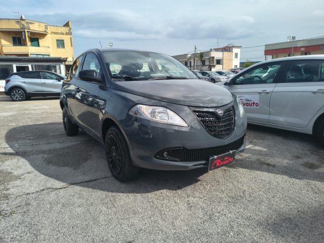 LANCIA Ypsilon 0.9 TwinAir 85 CV 5 porte Metano Ecochic Elefantin