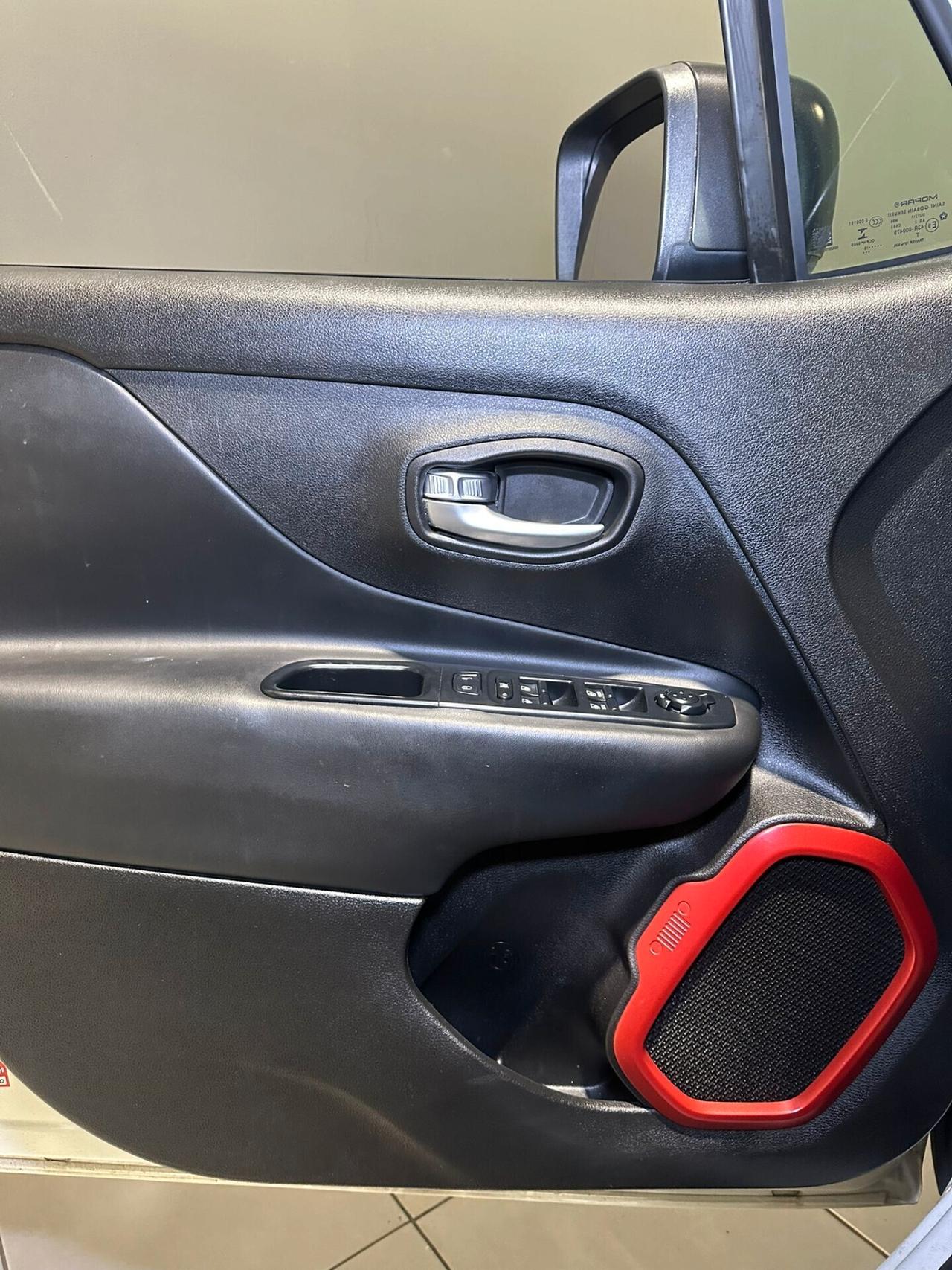 Jeep Renegade 2.0 Mjt 170CV 4WD Active Drive Trailhawk