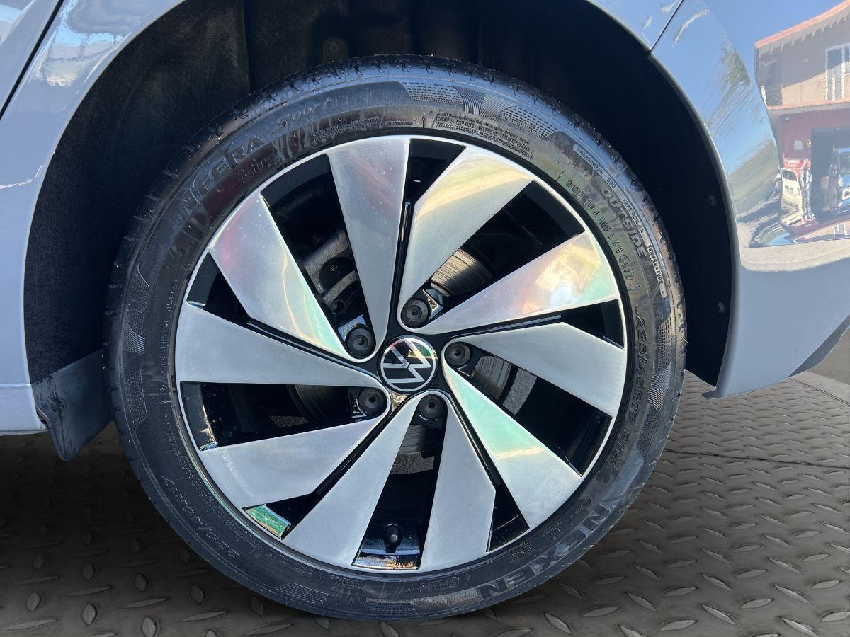 VOLKSWAGEN - Golf- 2.0 tdi Life 115cv dsg