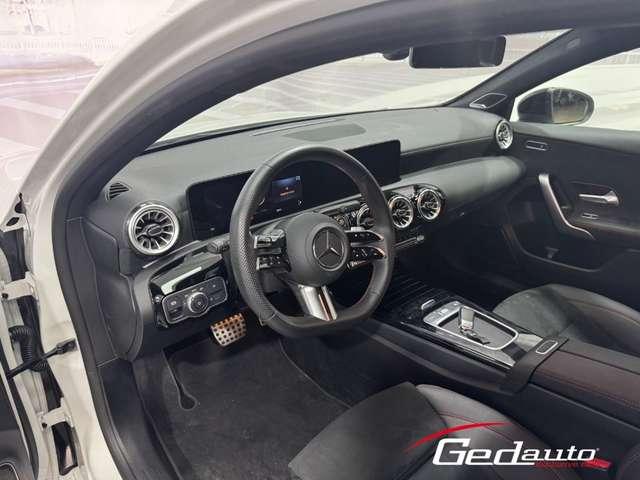 Mercedes-Benz A 180 d Automatic AMG Line Premium NIGHT FULL-LED NAVI