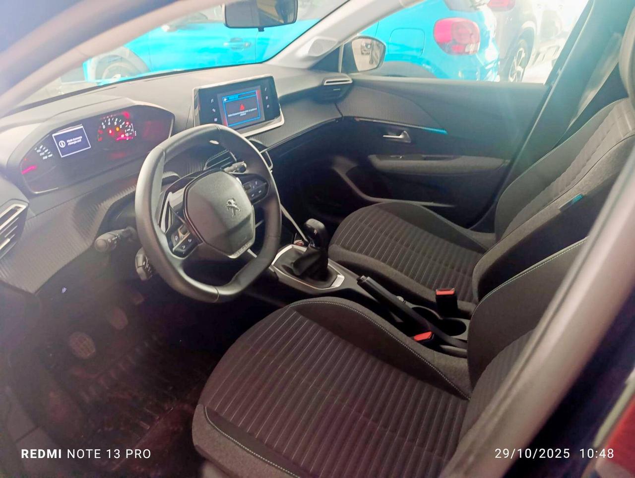 Peugeot 208 PureTech 75 Stop&Start 5 porte Style (Disponibilità di altri colori)