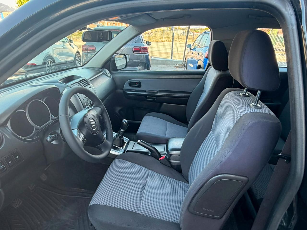 Suzuki Grand Vitara 1.9 DDiS 3 porte