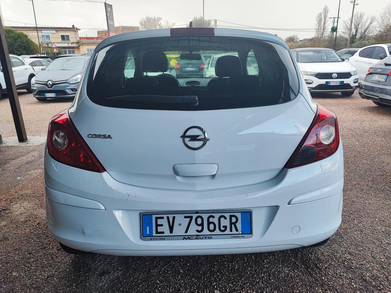 Opel Corsa 1.2 GPL-TECH b-color