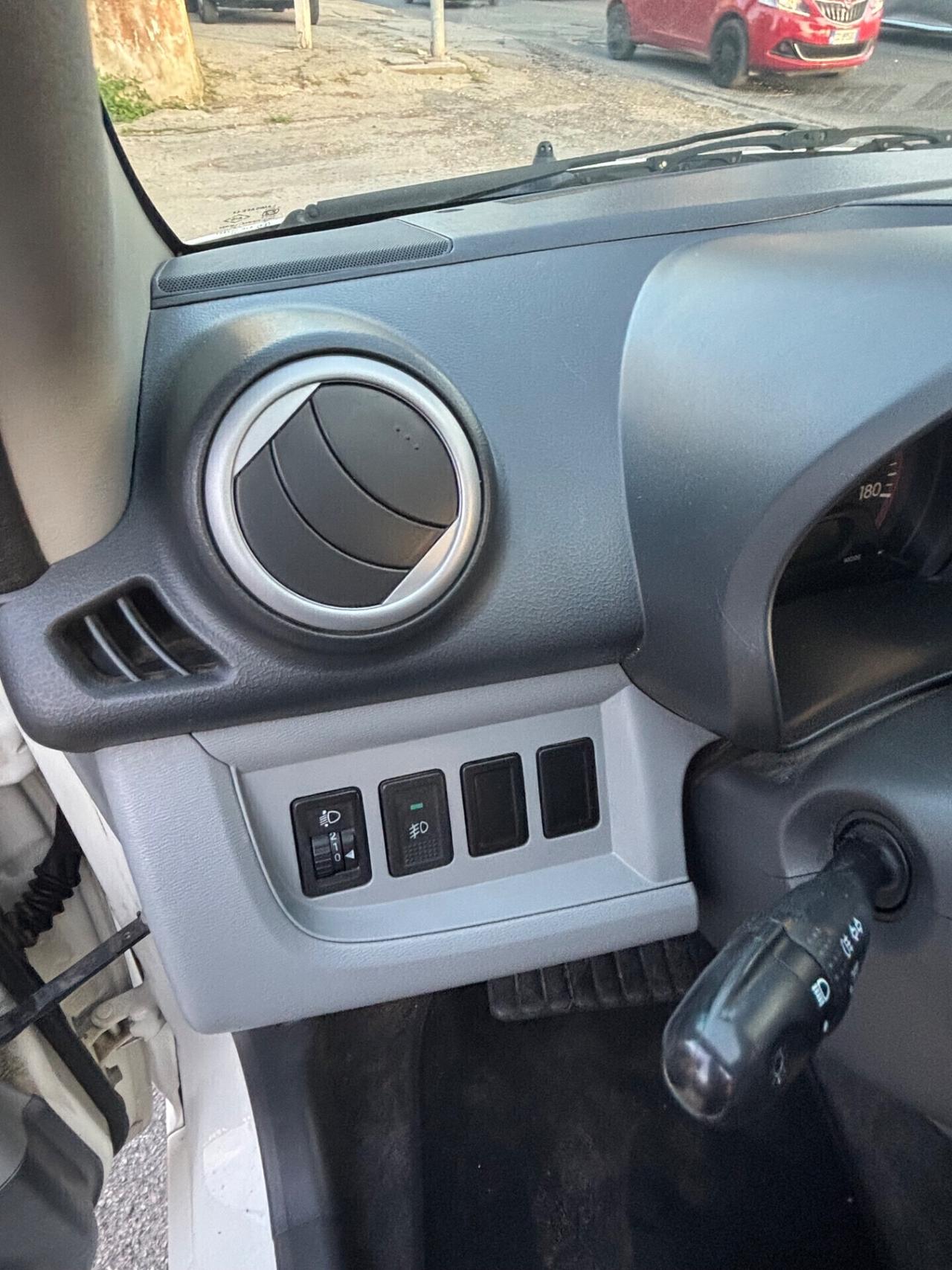 Suzuki Alto 1.0 L