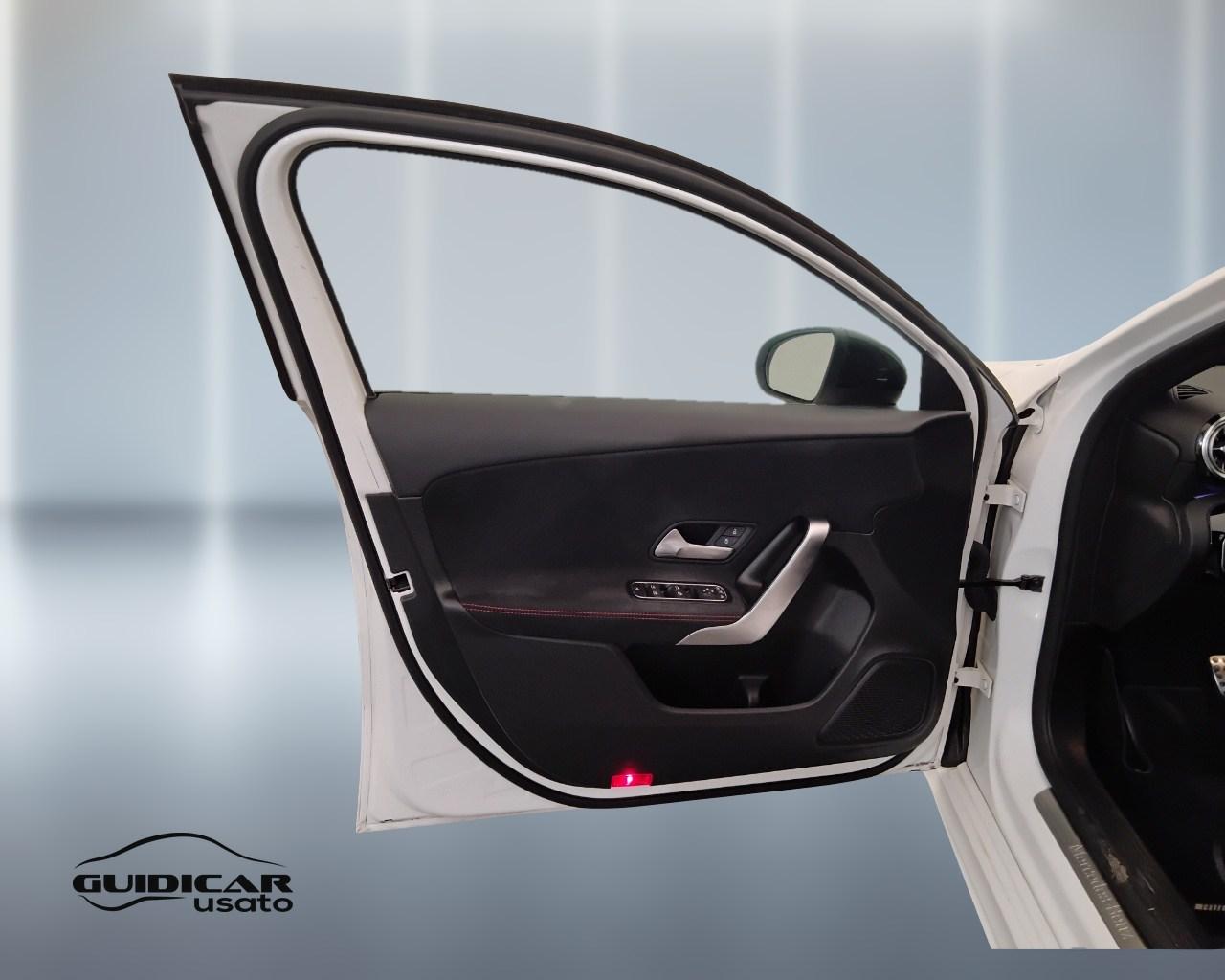 Mercedes-Benz Classe A - W177 2018 - A 180 d Premium auto