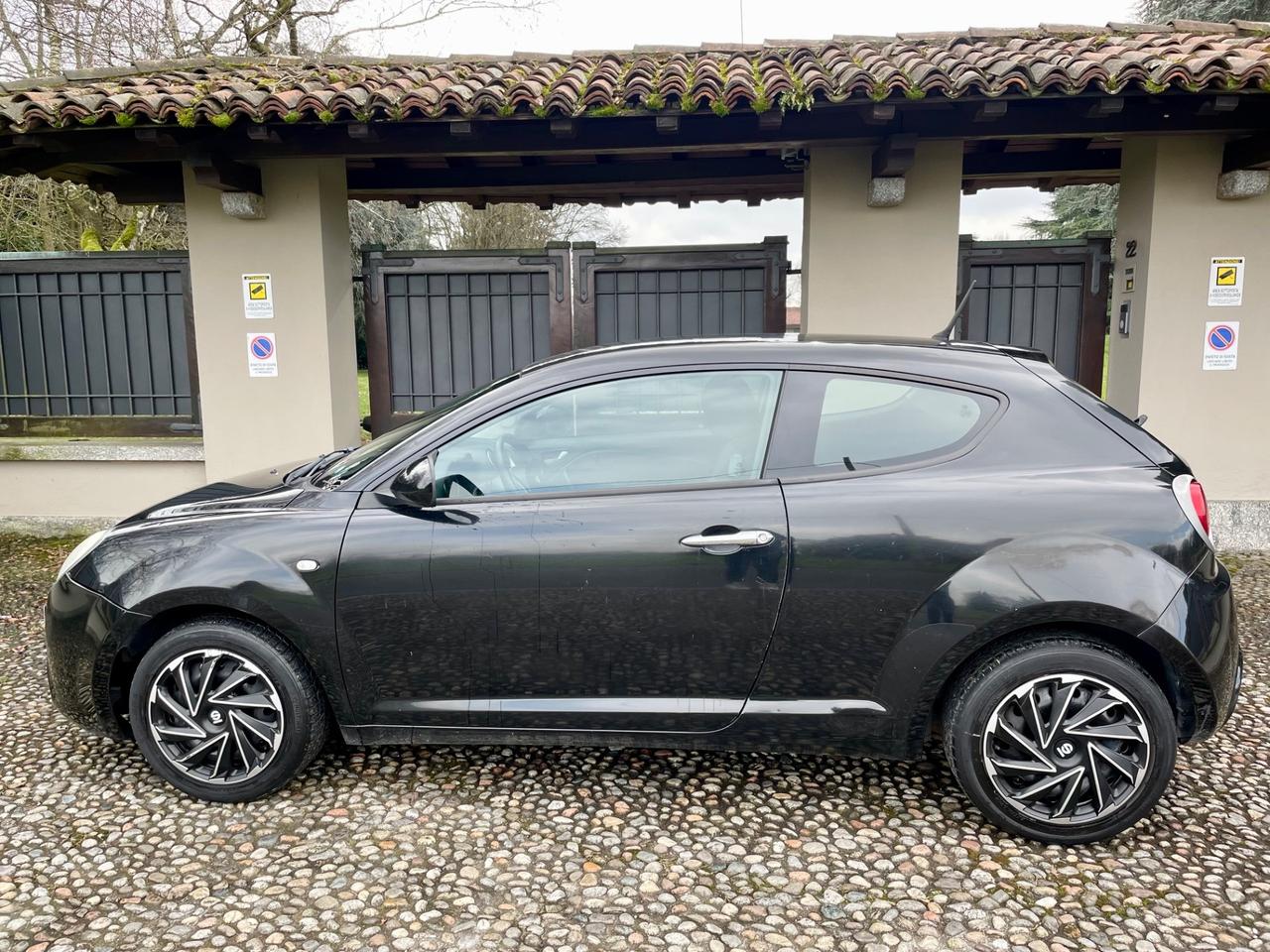 Alfa Romeo MiTo 1.4 70 CV 8V Super *NEOPATENTATI*