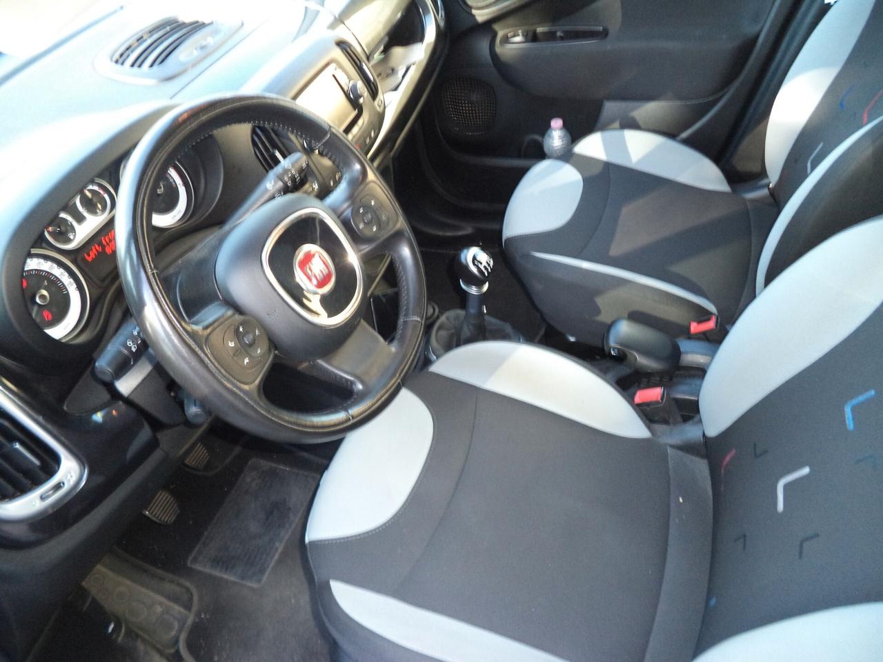 Fiat 500L 1.4 95 CV Pop Star OK NEOPATENTATI VISIBILE SOLO SU APPUNTAMENTO