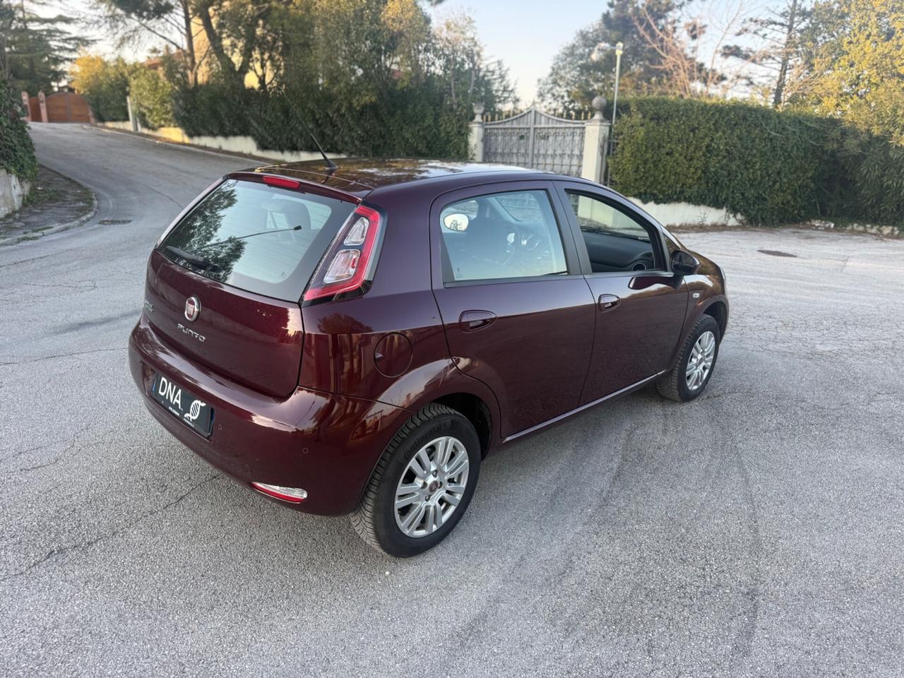 Punto evo 1.4 natural power Neopatentati UNIPRO