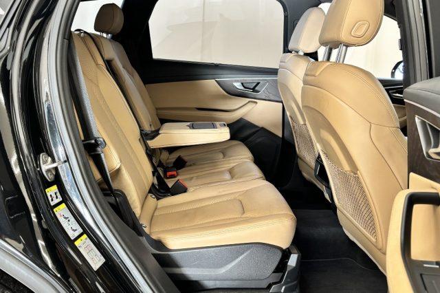 AUDI Q7 50 TDI quattro tiptronic Sport