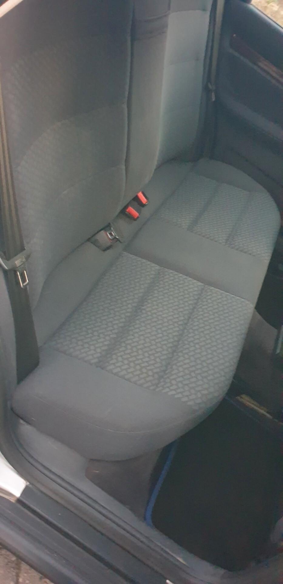Audi A4 1.8 cat