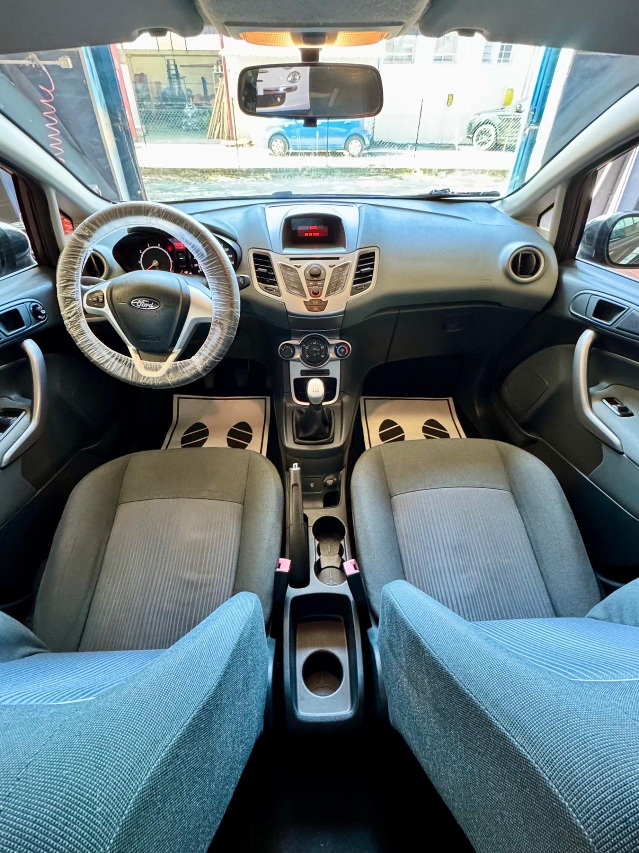 Ford Fiesta Ikon 1.2 16V 60CV 5p. Business