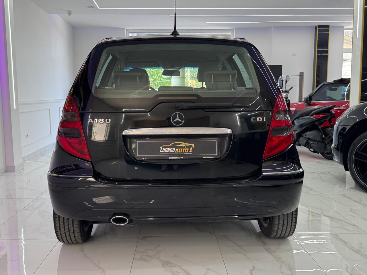 Mercedes-benz Classe A 180D AVANTGARDE Aut.