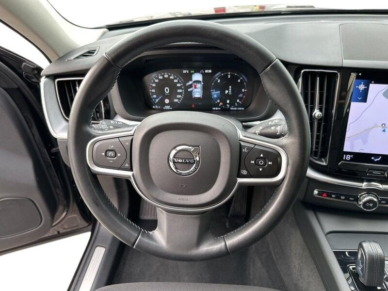 Volvo XC60 B4 AWD 211 Cv Geartronic Momentum Pro