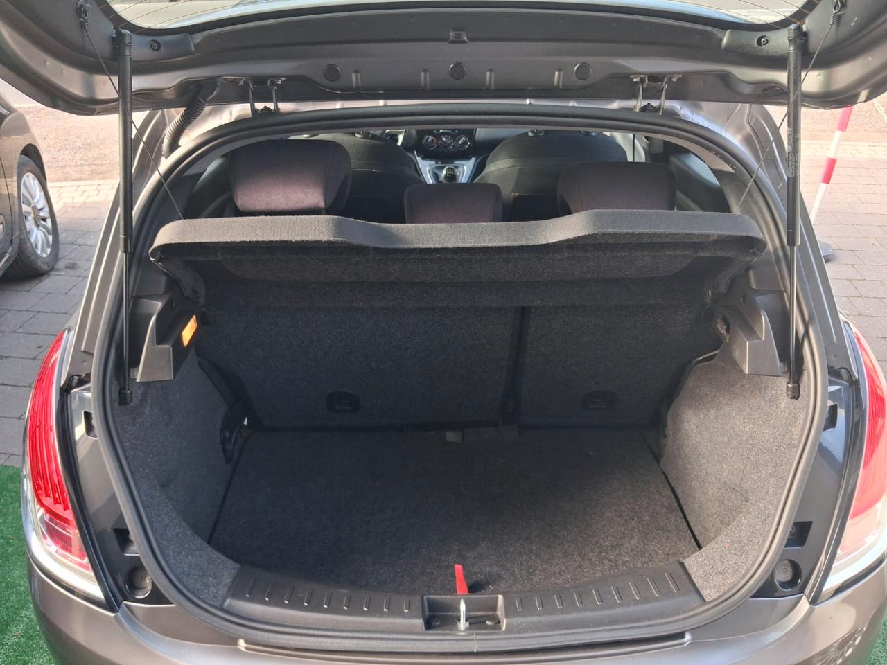 Lancia Ypsilon 1.3 MJT 16V 95 CV 5 porte S&S Platinum