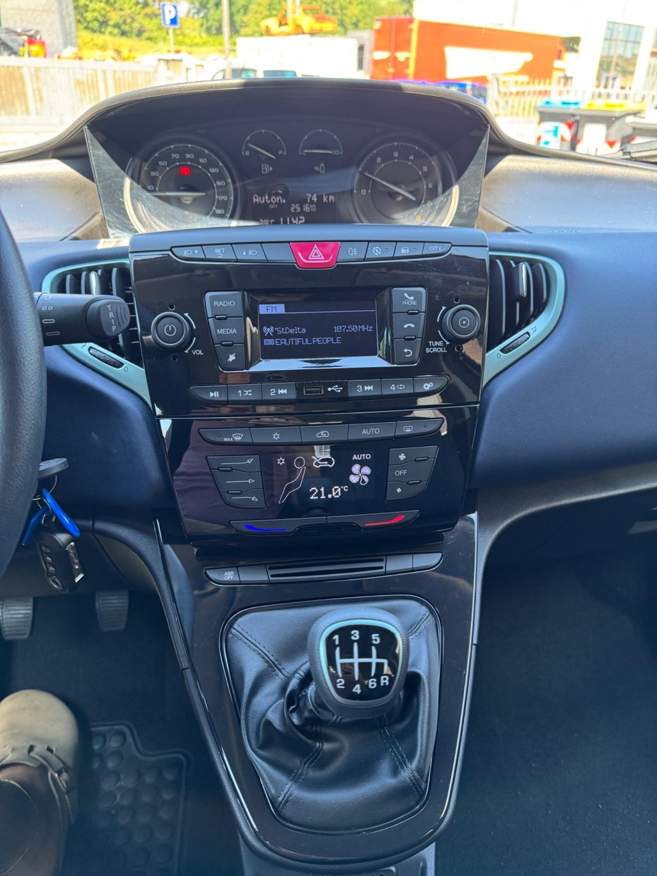 Lancia Ypsilon 1.0 FireFly 5 porte S&S Hybrid