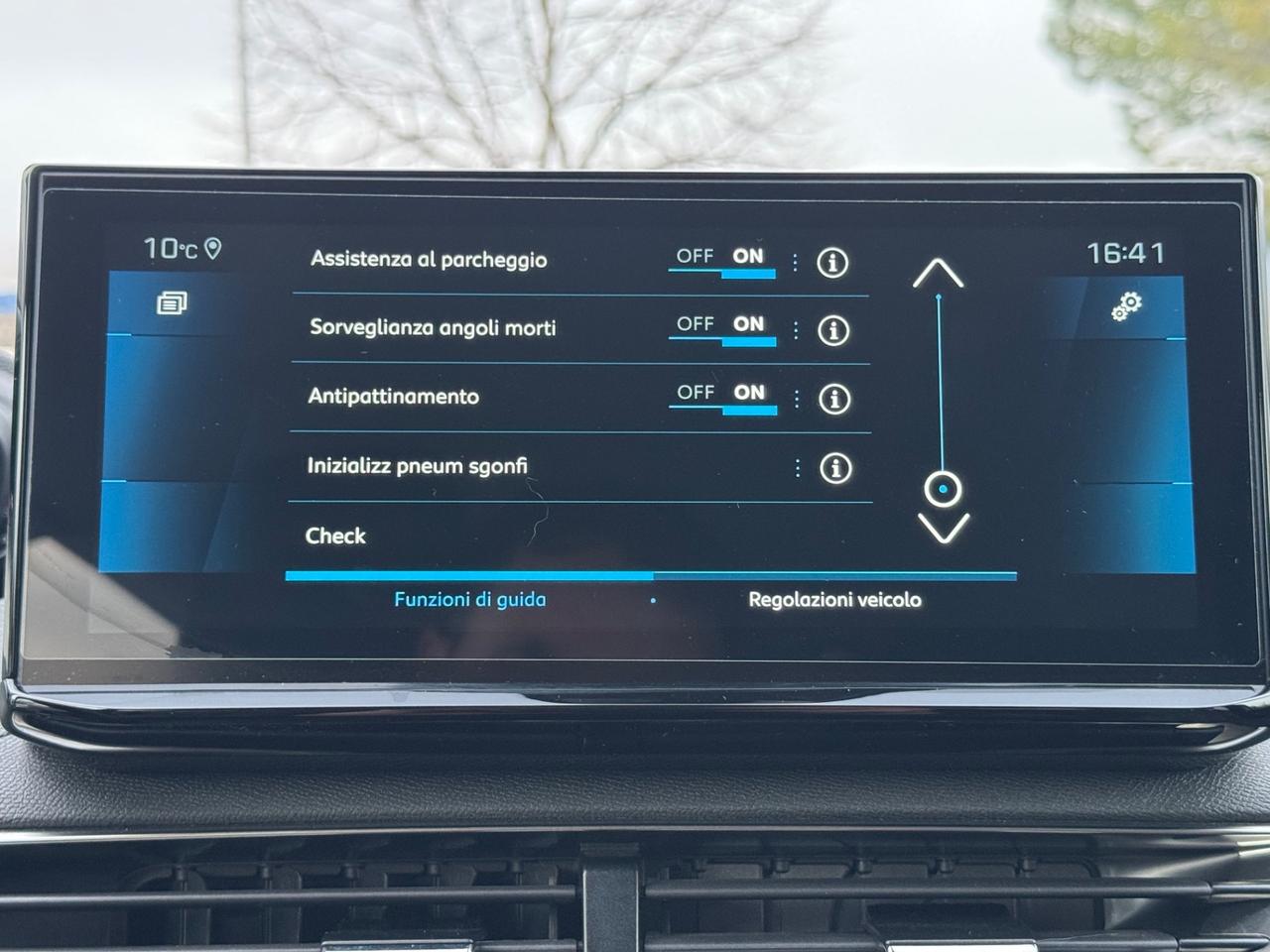 Peugeot 3008 BlueHDi 130 S&S EAT8 Allure