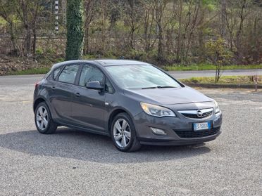 Opel Astra 1.7 CDTI 110CV 5 porte Cosmo 2011-E5 Manuale NEO