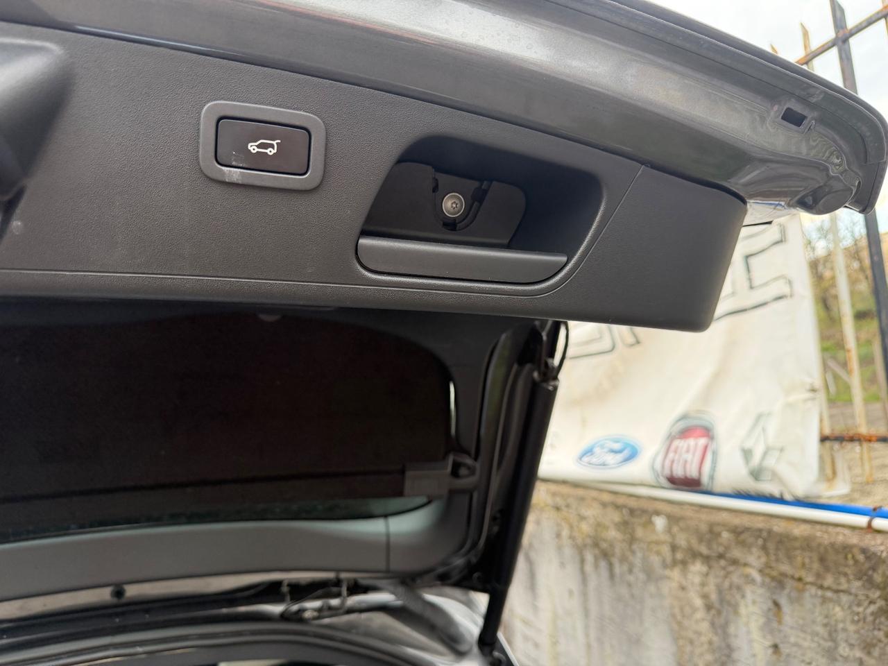 Jaguar E-Pace 2.0D 150 CV R-Dynamic S