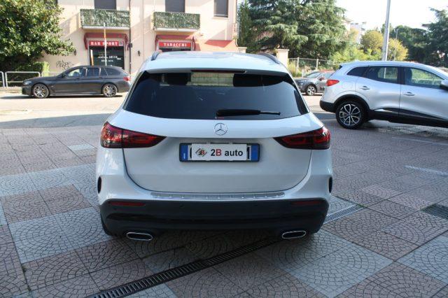 MERCEDES-BENZ GLA 200 Automatic Premium