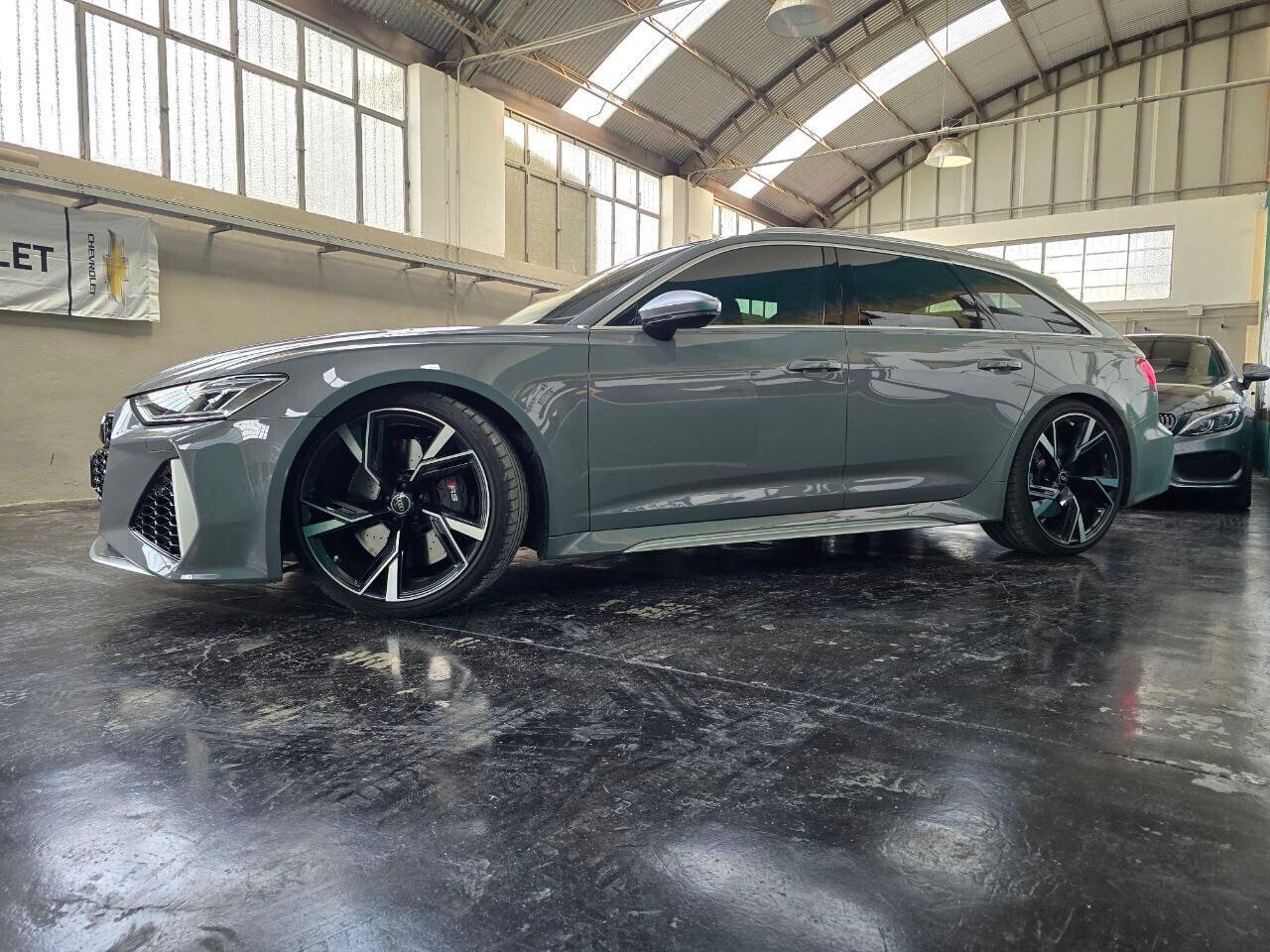 Audi RS6 Avant 4.0 TFSI V8 iva esposta